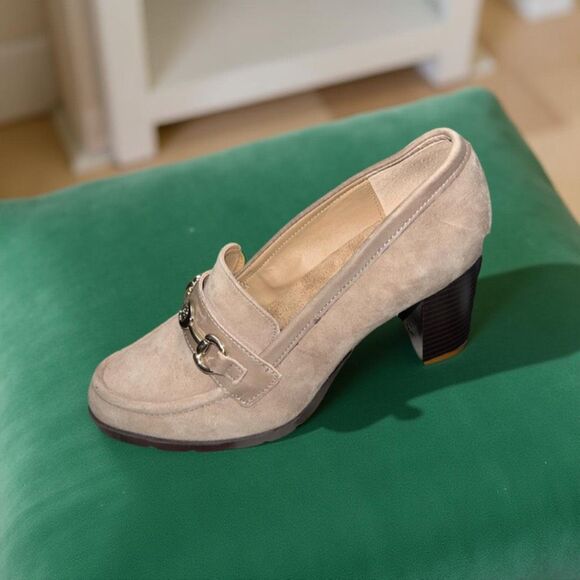 GIANI BERNINI Porshaa Memory Foam Block Heel Loafer Pumps 8.5 Macys Exclusive - Picture 1 of 12